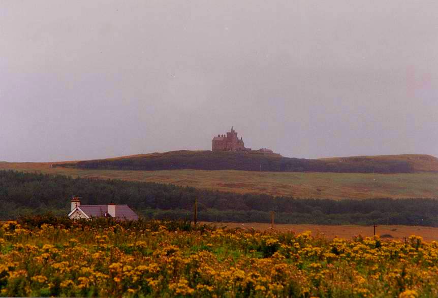 external image III_Classiebawn%20Castle,%20Ireland%20(2).JPG