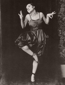 The grotesque and the beautiful: Meet Valeska Gert, the woman who ...