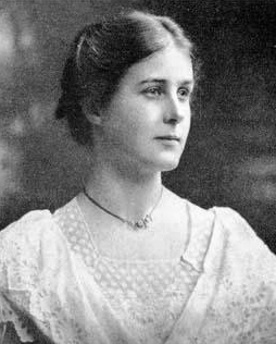 https://upload.wikimedia.org/wikipedia/commons/0/09/Harriet_Shaw_Weaver.jpg