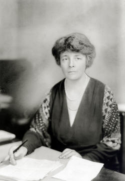 https://upload.wikimedia.org/wikipedia/commons/2/28/Isabella_Selmes_Ferguson_Greenway.jpg
