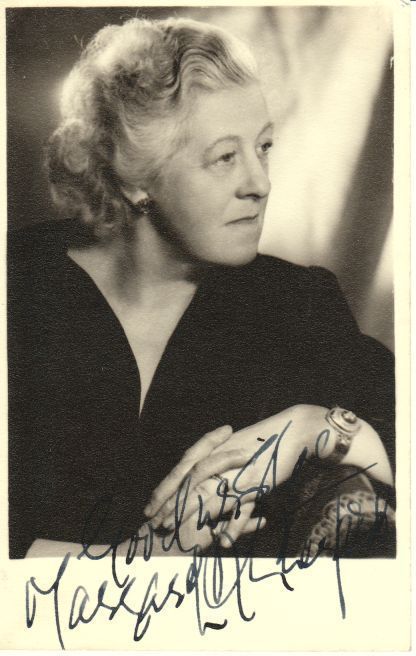 Agatha Christie Photo: MARGARET RUTHERFORD | Margaret rutherford, Agatha  christie, Dame margaret rutherford