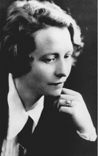 Edna St. Vincent Millay, 1930. Photo by Herman Mishkin.