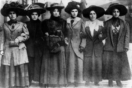 File:Six Shirtwaist Strike women 1909.jpg - Wikimedia Commons