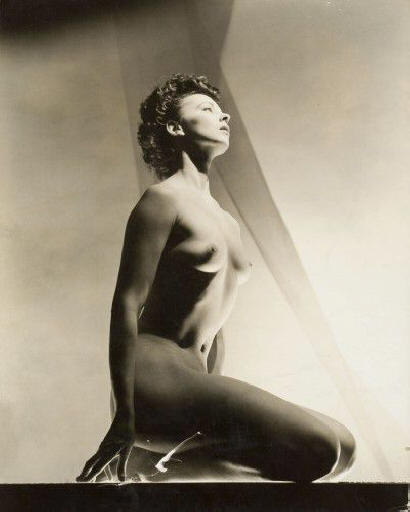 Leonor Fini, New York, 1936, photography by Georges Platt Lynes