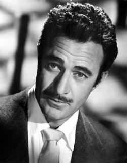 Gilbert Roland - 1952.jpg